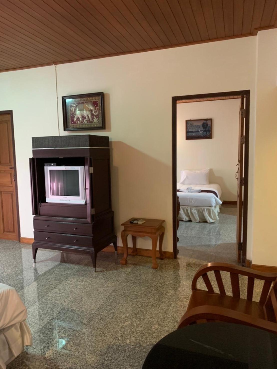 Tak Andaman Resort & Hotel Eksteriør bilde