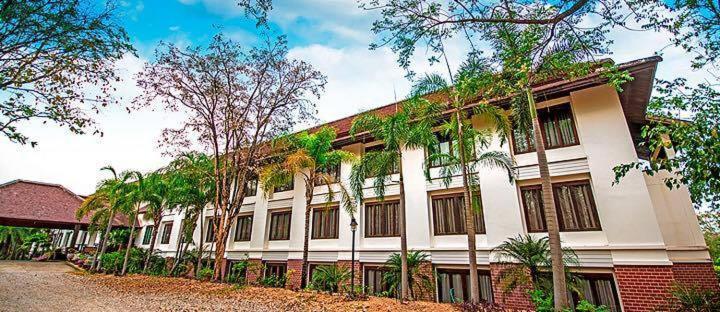 Tak Andaman Resort & Hotel Eksteriør bilde