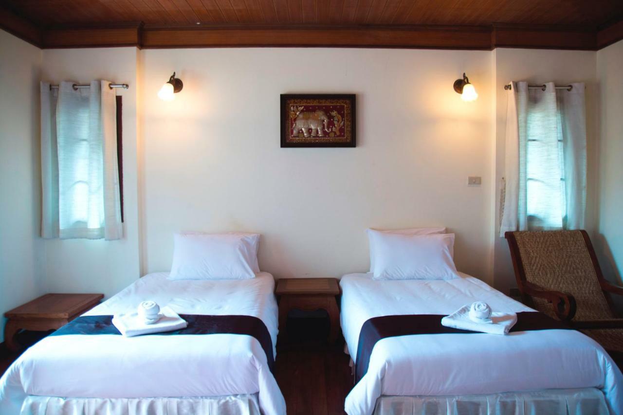 Tak Andaman Resort & Hotel Eksteriør bilde