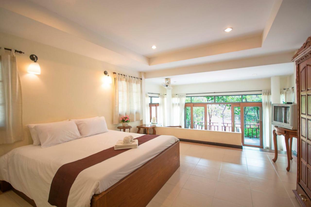 Tak Andaman Resort & Hotel Eksteriør bilde